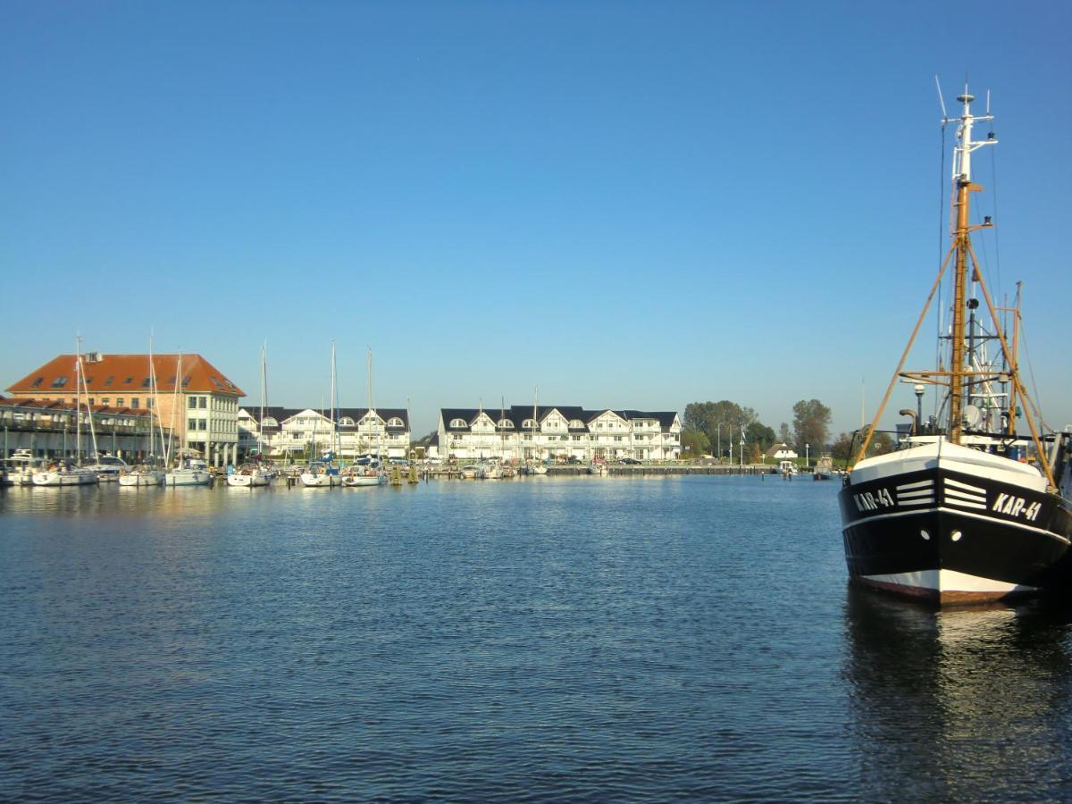 Ferienwohnung Hafenkiek 47 Mit 2 Baedern Und 2 Balkonen Karlshagen Exterior foto